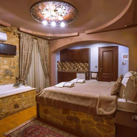 Morfeas Guesthouse Като-Лутраки Экстерьер фото