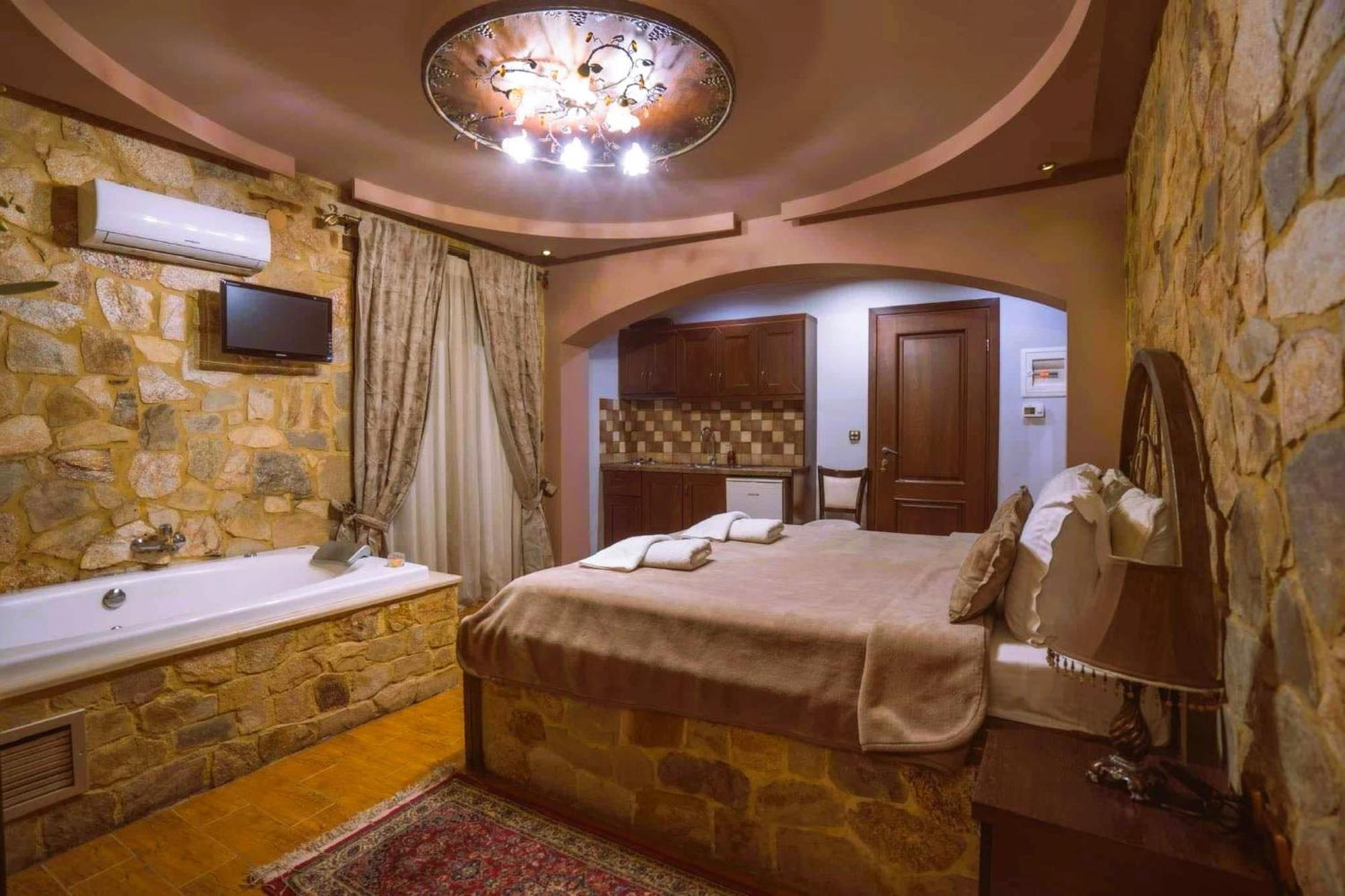 Morfeas Guesthouse Като-Лутраки Экстерьер фото